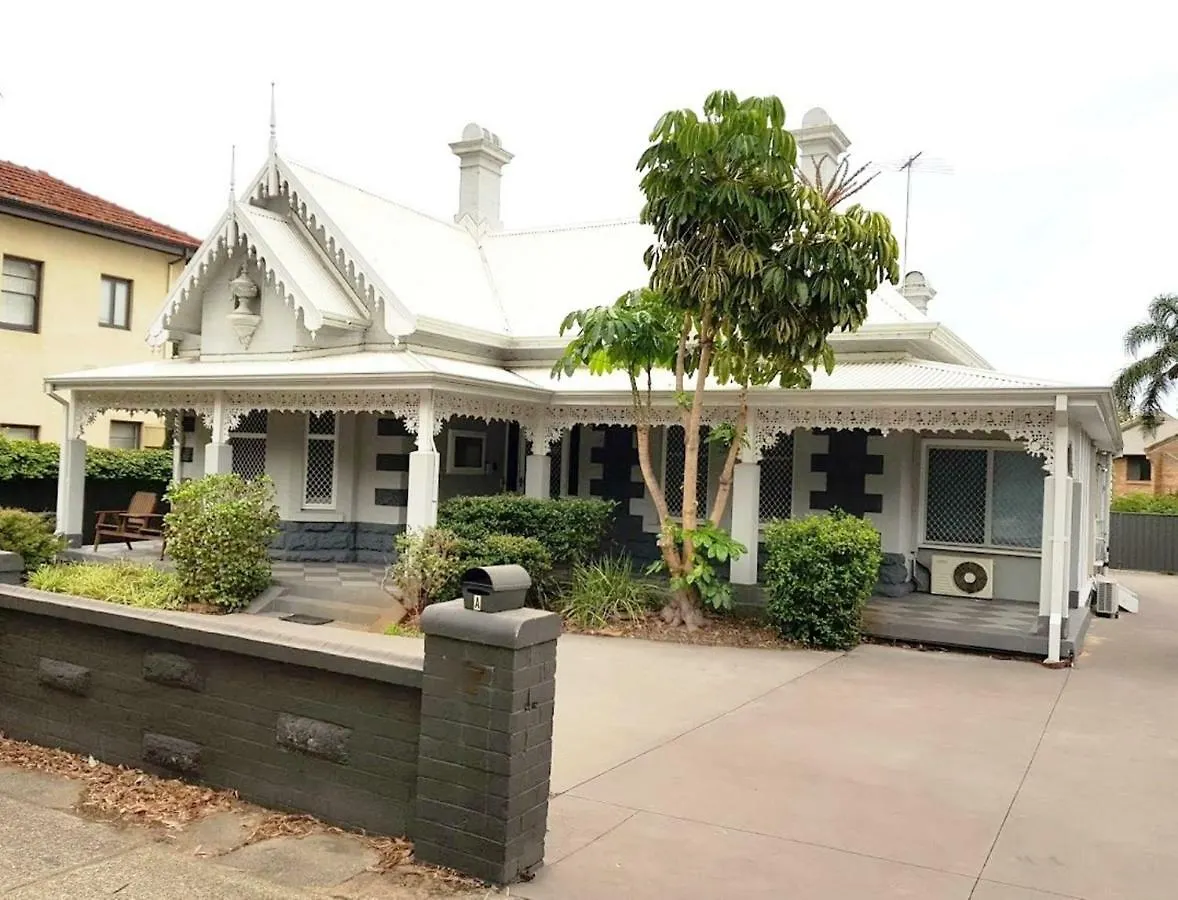 Heritage And Charming House In Subi 珀斯