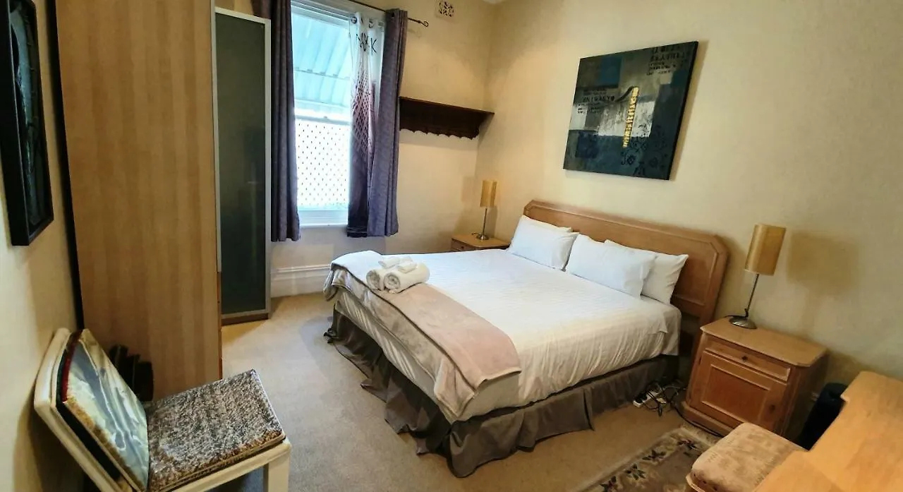 Heritage And Charming House In Subi 珀斯